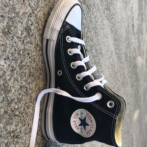black converse all stars, size seven